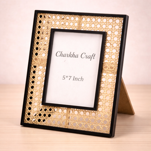 Family memories in a cane frame