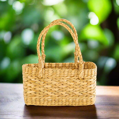 Kauna Grass, Water Hyacinth Gift Hamper Basket, Seagrass Gifting Basket - Small